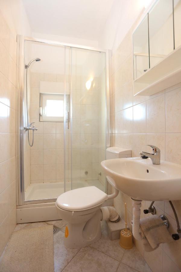 Apartment Slatine 14541D מראה חיצוני תמונה